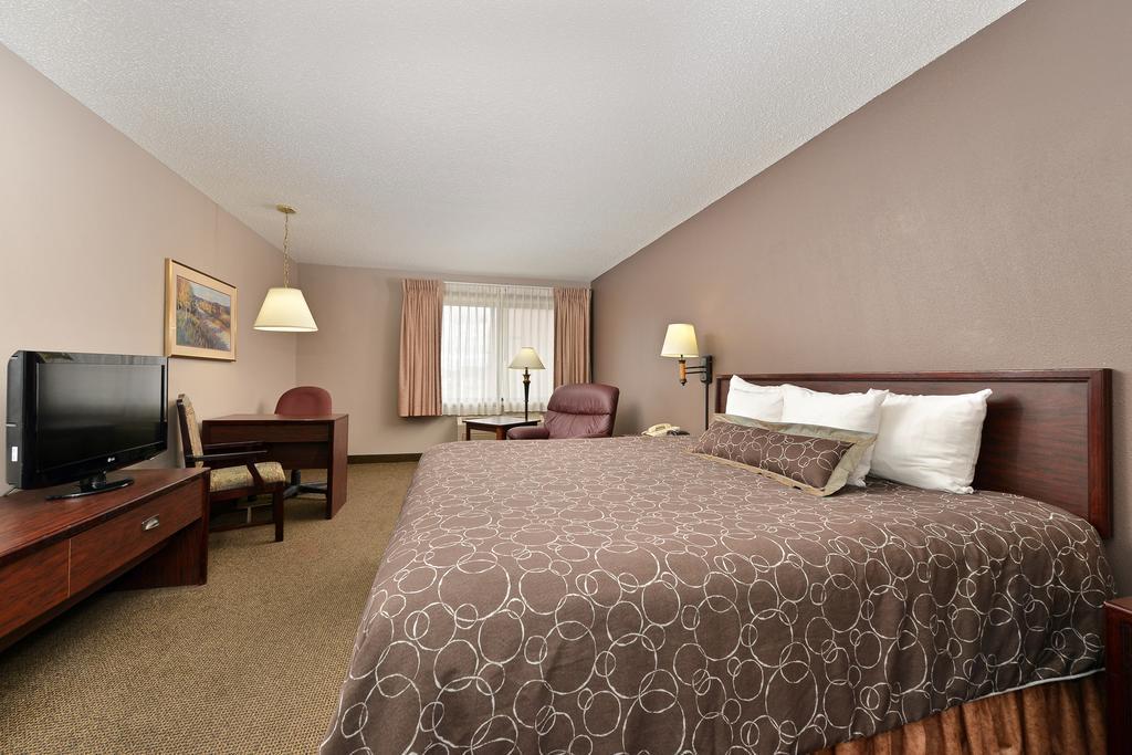 Kelly Inn 13Th Avenue Fargo Luaran gambar
