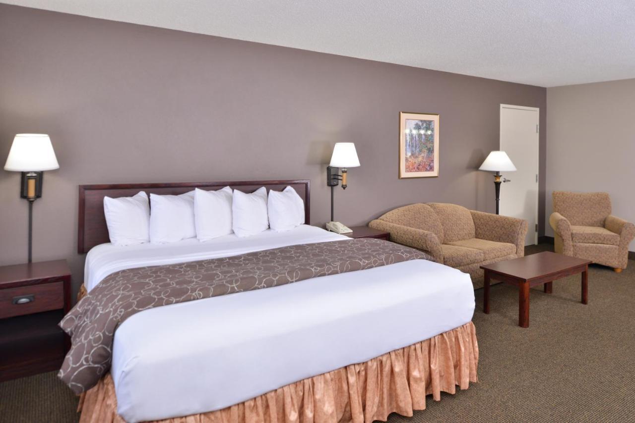 Kelly Inn 13Th Avenue Fargo Luaran gambar