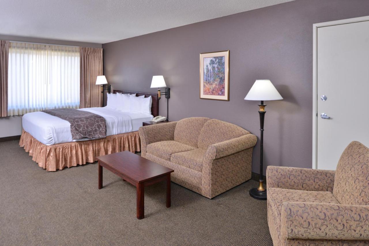 Kelly Inn 13Th Avenue Fargo Luaran gambar